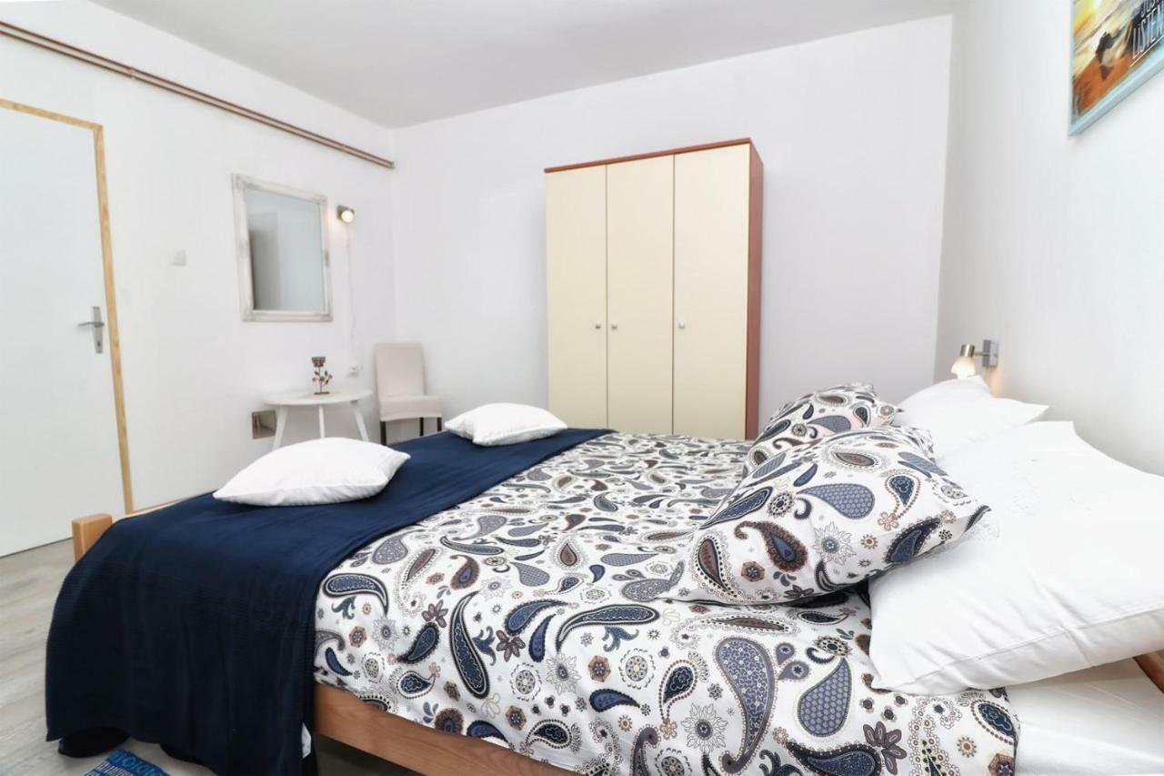 Apartment Edi Pola Esterno foto